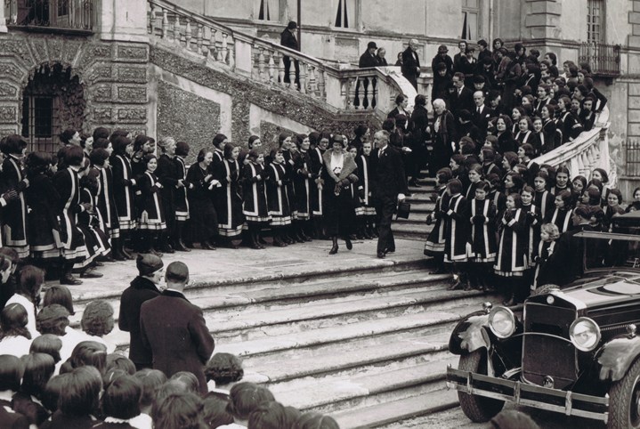 Villa della Regina, da residenza sabauda a collegio femminile: le donne dell’Istituto Nazionale per le Figlie dei Militari